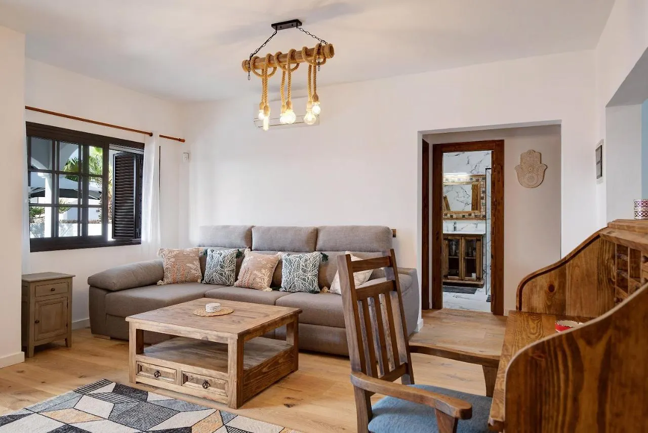 Villa Maylands Playa Blanca
