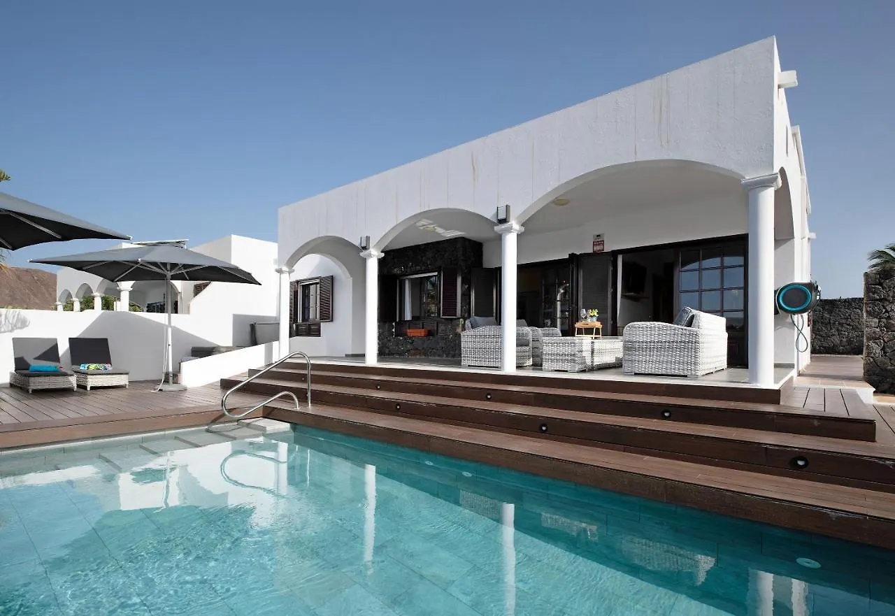 Villa Maylands Playa Blanca