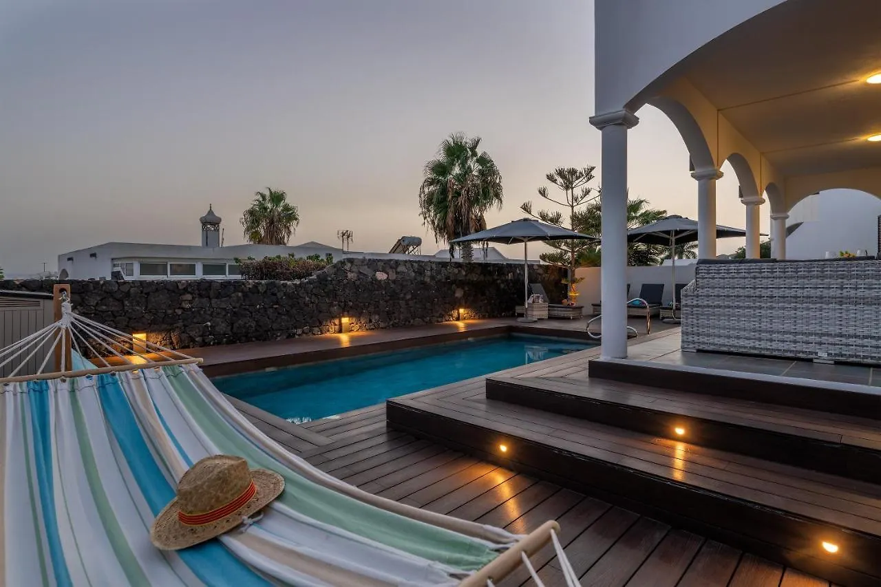 Villa Maylands Playa Blanca