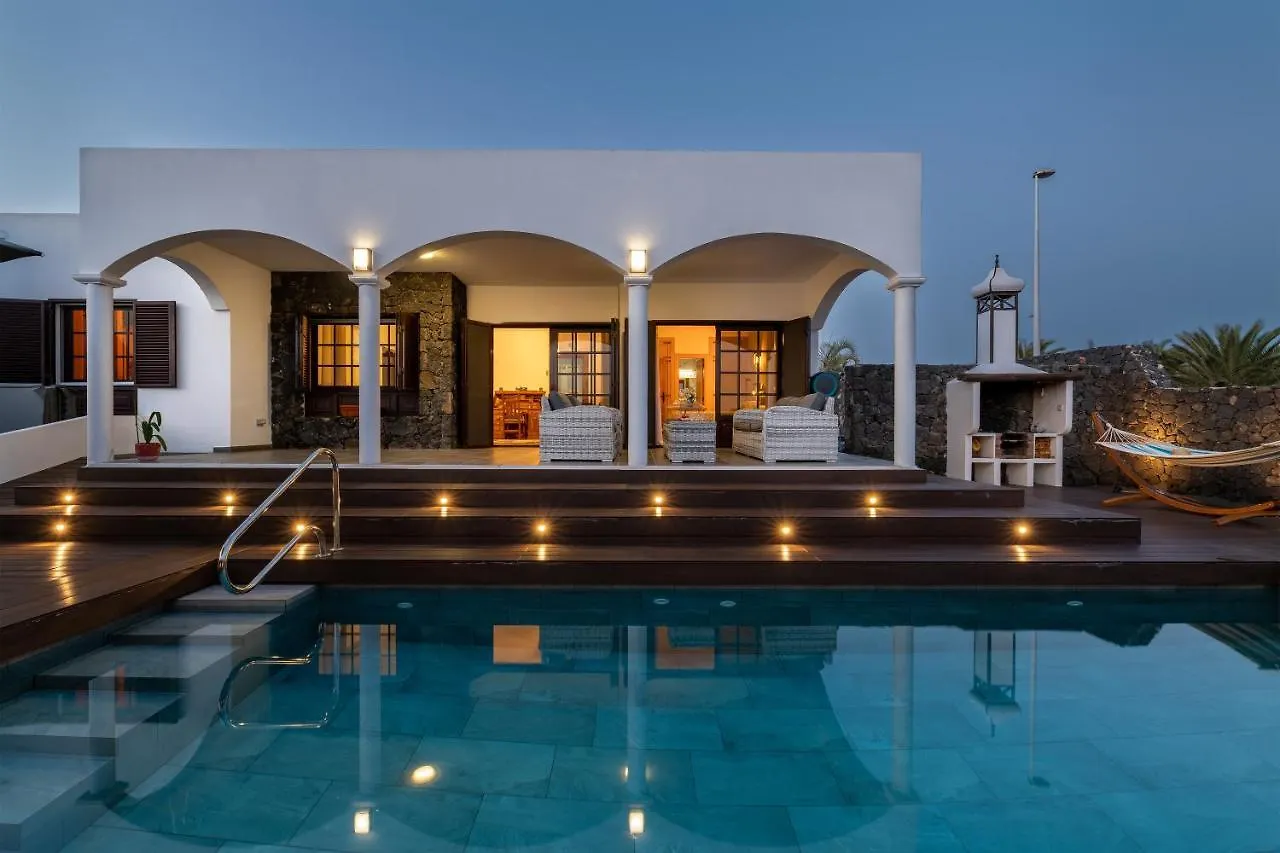 Villa Maylands Playa Blanca